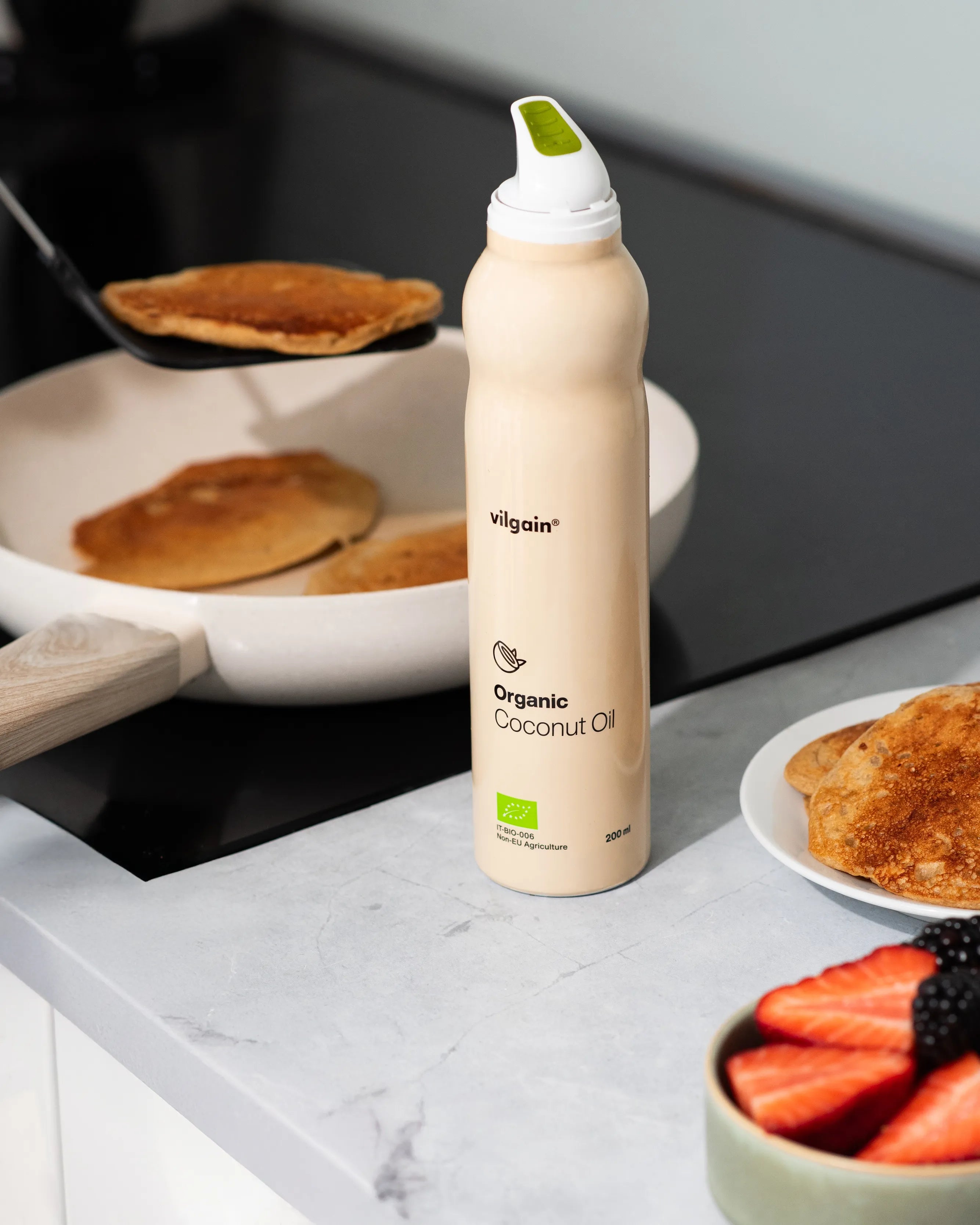 Olej kokosowy w sprayu BIO 200 ml - Vilgain